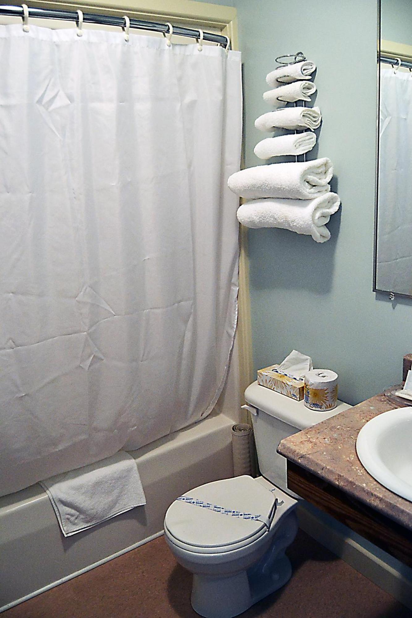 Anchor Inn Hotel And Suites Twillingate Bagian luar foto